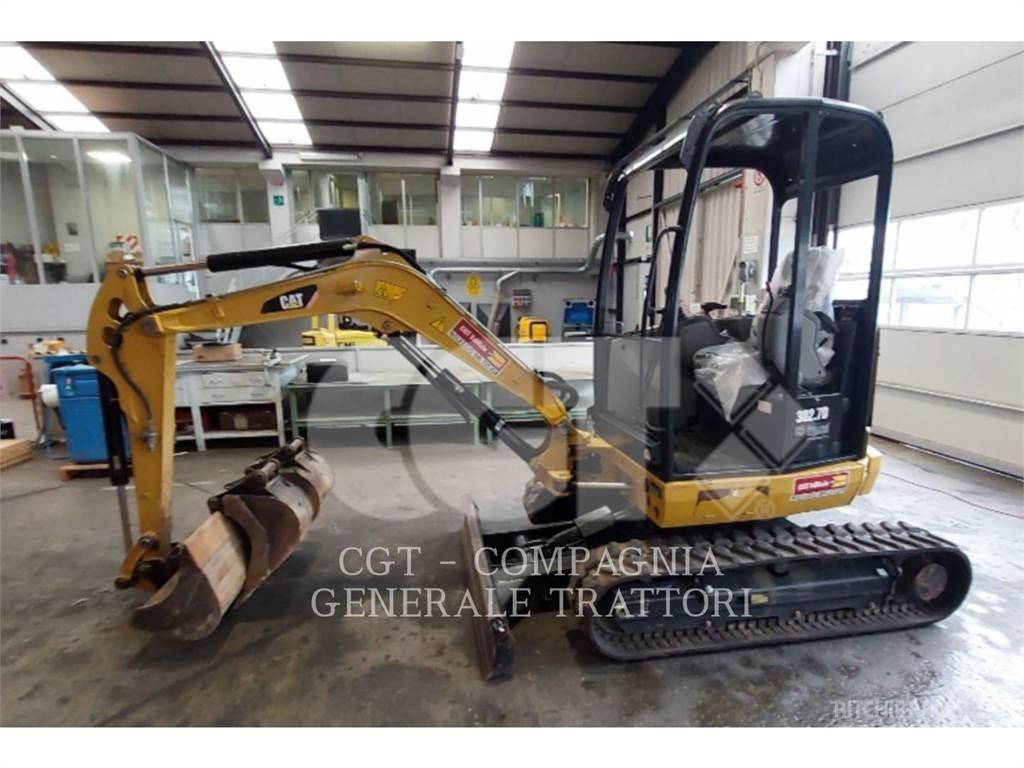 CAT 302.7DCR 大型油圧ショベル12t以上（パワーショベル・ユンボ）