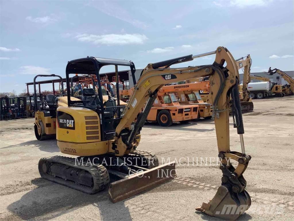 CAT 302.7DCR 大型油圧ショベル12t以上（パワーショベル・ユンボ）