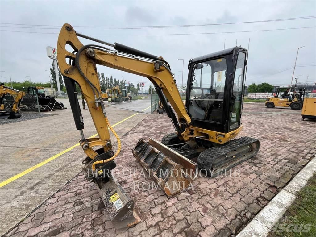 CAT 302.7DCR 大型油圧ショベル12t以上（パワーショベル・ユンボ）