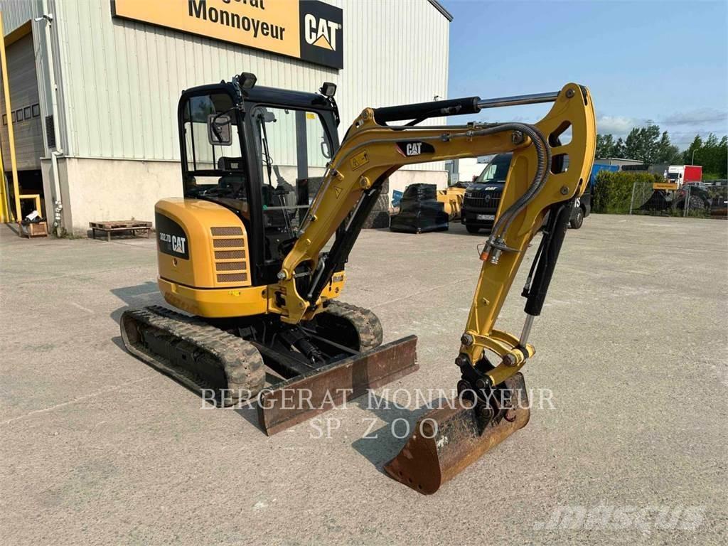 CAT 302.7DCR 大型油圧ショベル12t以上（パワーショベル・ユンボ）