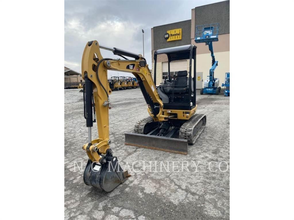 CAT 302.7DCRCN 大型油圧ショベル12t以上（パワーショベル・ユンボ）