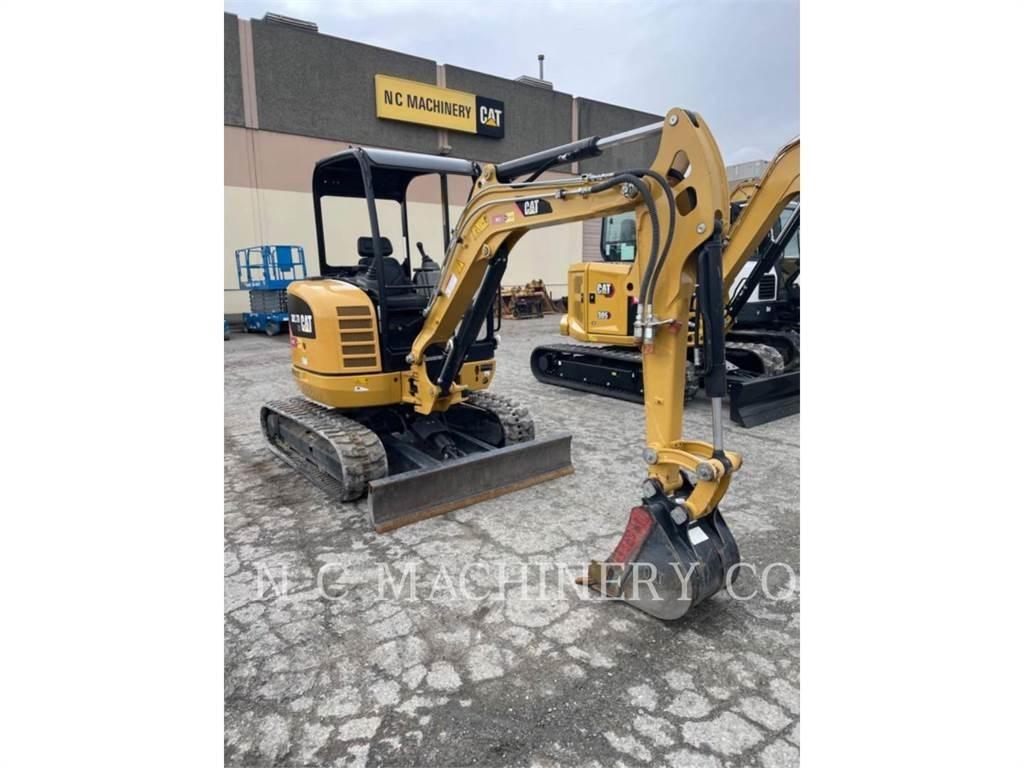 CAT 302.7DCRCN 大型油圧ショベル12t以上（パワーショベル・ユンボ）