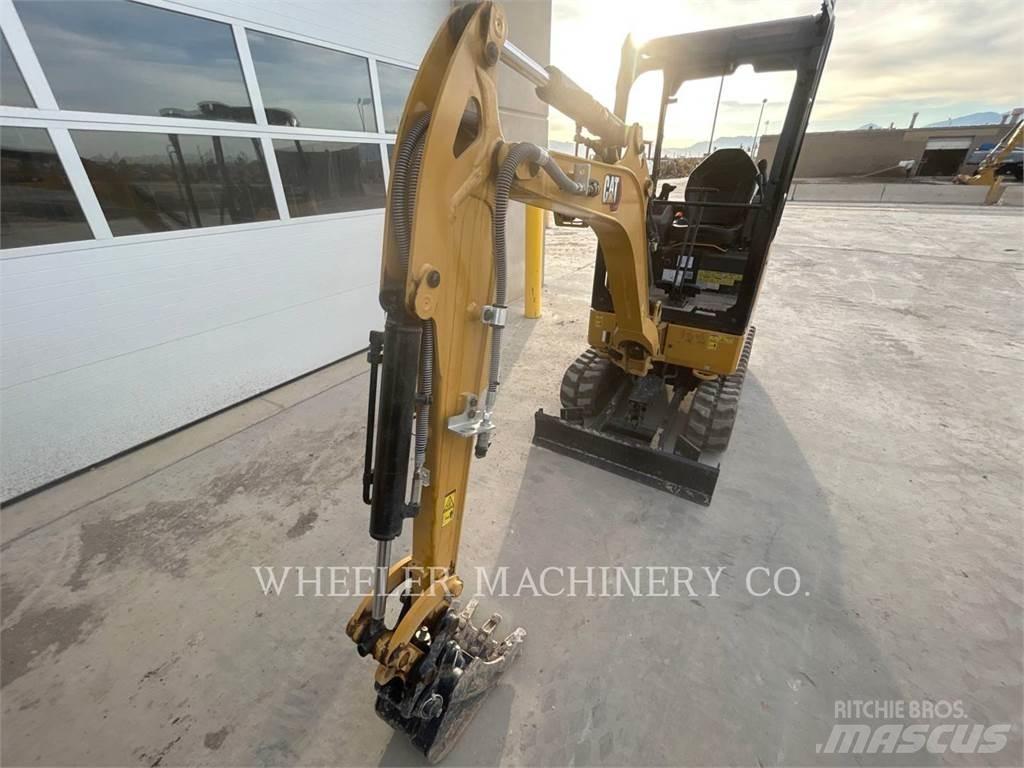 CAT 302 C1 大型油圧ショベル12t以上（パワーショベル・ユンボ）