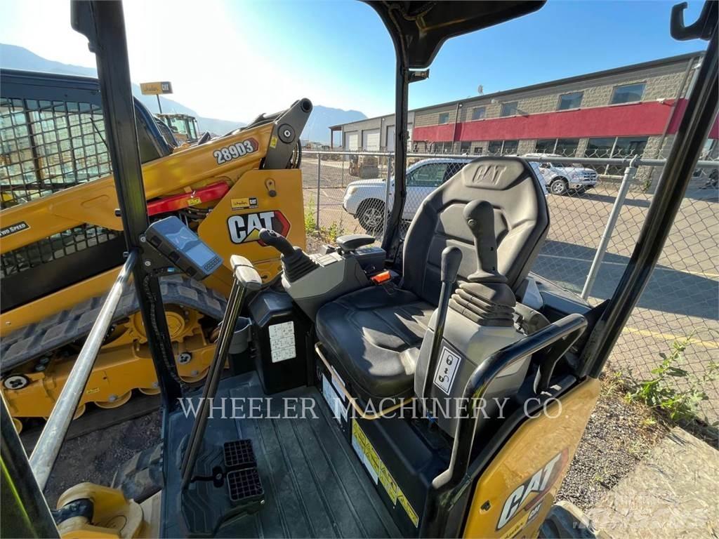 CAT 302 C1 TH 大型油圧ショベル12t以上（パワーショベル・ユンボ）