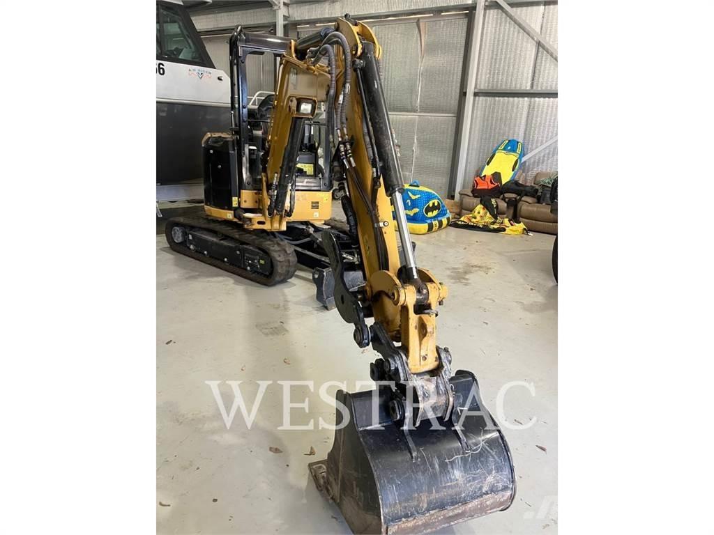 CAT 303 ミニ油圧ショベル 7t以下（ミニユンボ・ミニディガー）