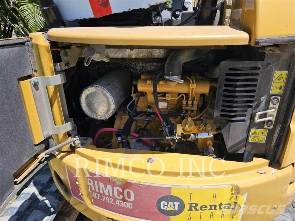 CAT 303.5 ミニ油圧ショベル 7t以下（ミニユンボ・ミニディガー）