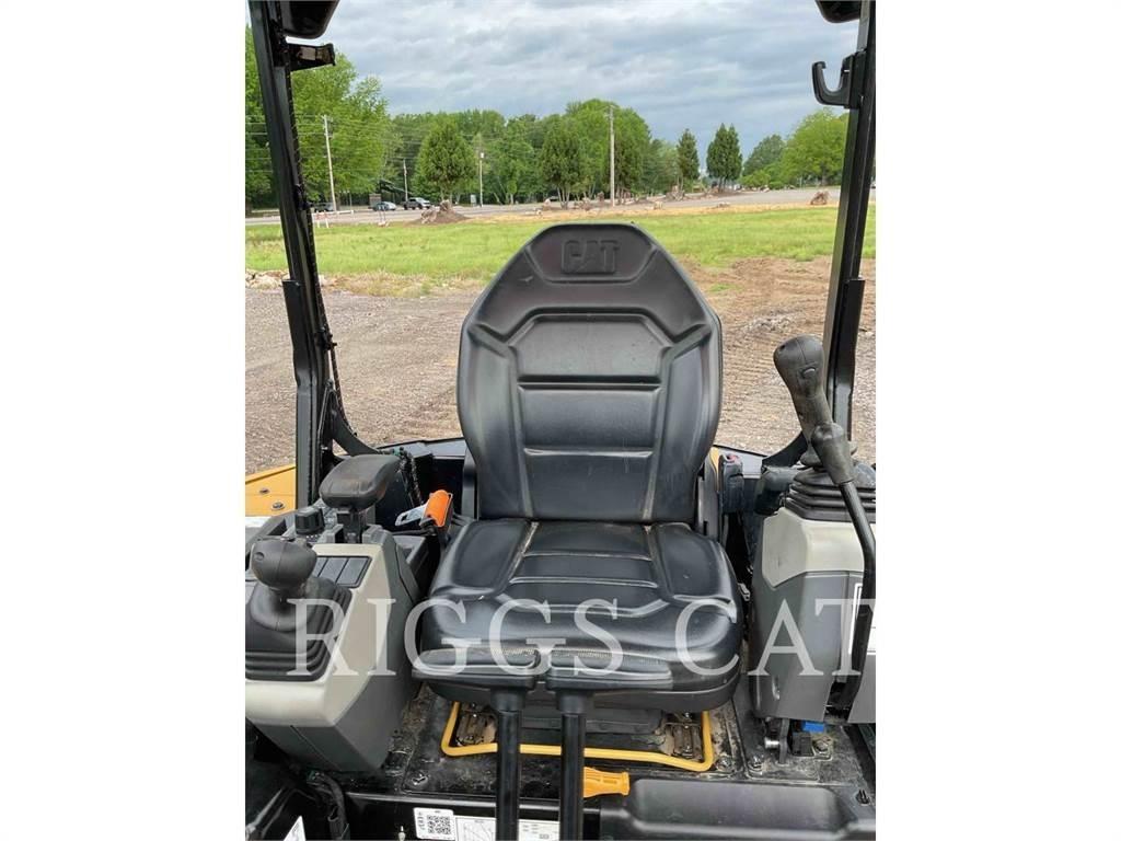 CAT 303.5 大型油圧ショベル12t以上（パワーショベル・ユンボ）
