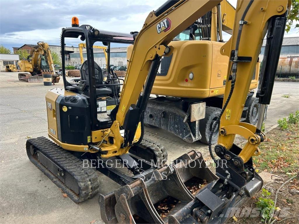 CAT 303.5 大型油圧ショベル12t以上（パワーショベル・ユンボ）