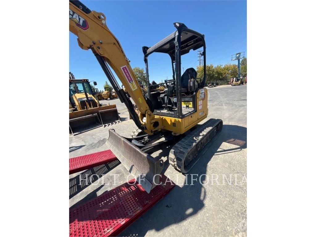 CAT 303.5 大型油圧ショベル12t以上（パワーショベル・ユンボ）