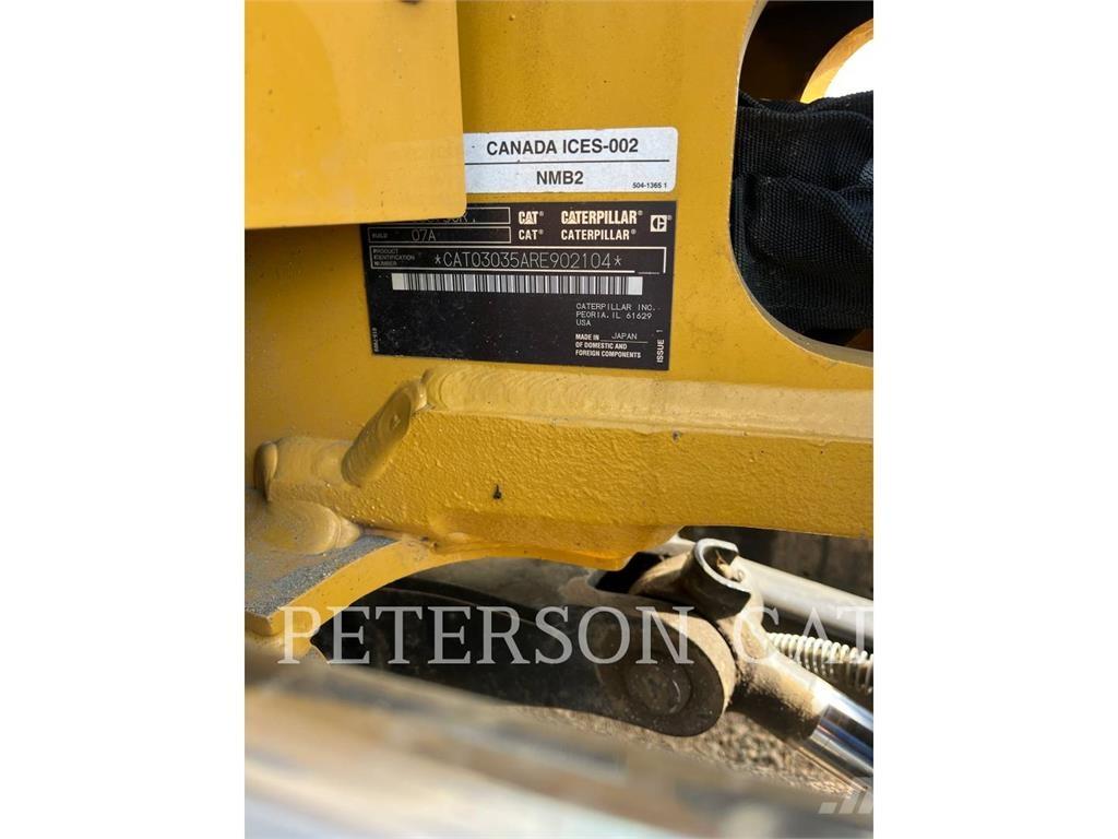 CAT 303.5 大型油圧ショベル12t以上（パワーショベル・ユンボ）