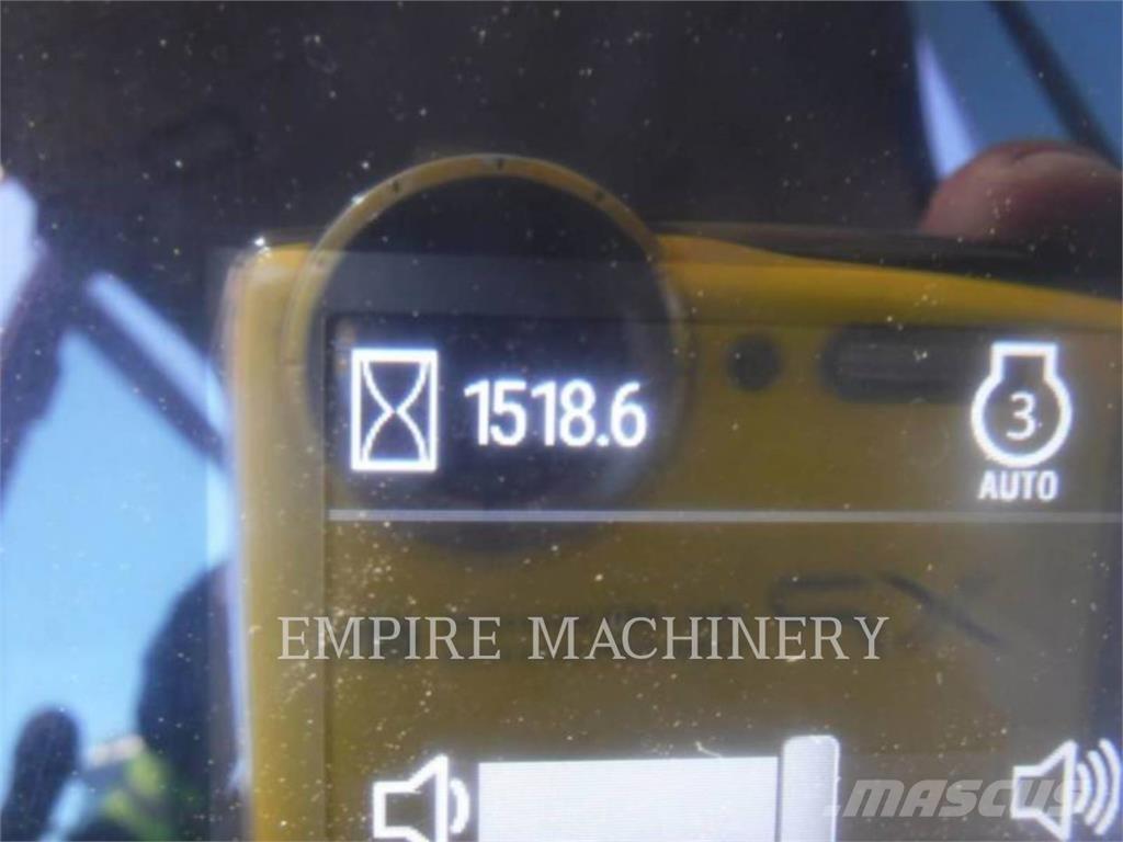 CAT 303.5 CA 大型油圧ショベル12t以上（パワーショベル・ユンボ）