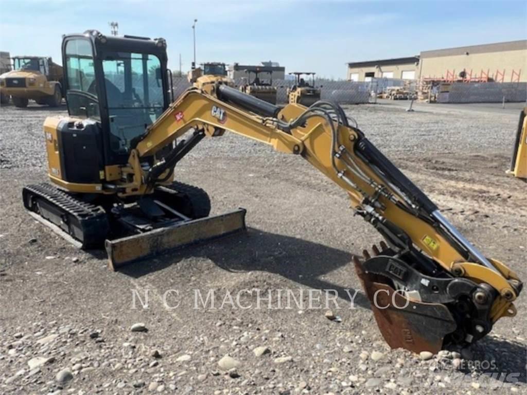 CAT 303.5 CRCB 大型油圧ショベル12t以上（パワーショベル・ユンボ）