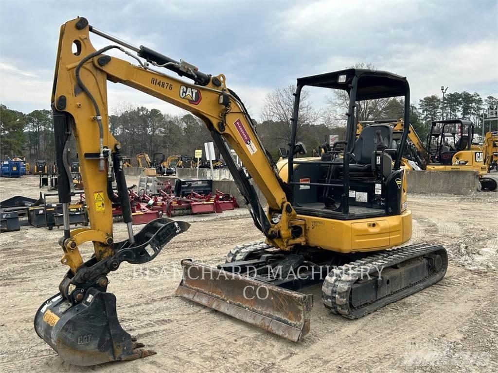 CAT 303.5 E 大型油圧ショベル12t以上（パワーショベル・ユンボ）