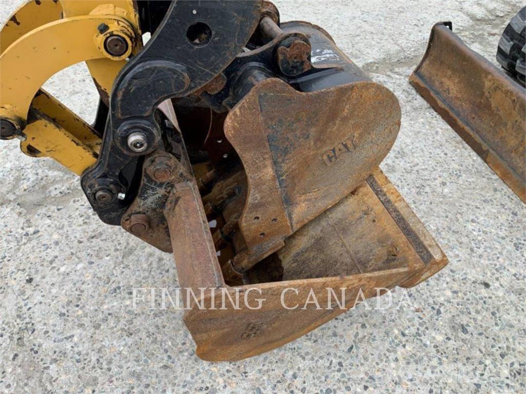 CAT 303.5 E2 大型油圧ショベル12t以上（パワーショベル・ユンボ）