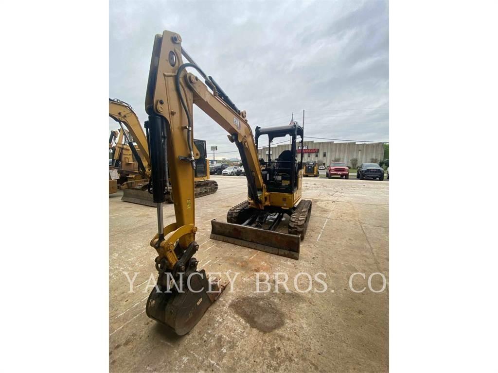 CAT 303.507CR 大型油圧ショベル12t以上（パワーショベル・ユンボ）