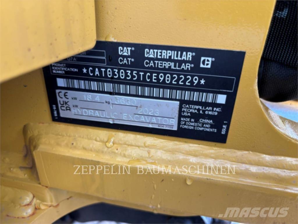 CAT 303.5CR-07 大型油圧ショベル12t以上（パワーショベル・ユンボ）
