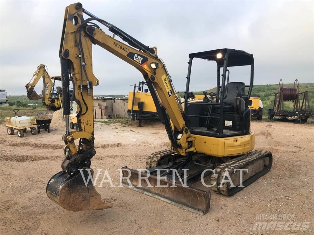 CAT 303.5E2 大型油圧ショベル12t以上（パワーショベル・ユンボ）