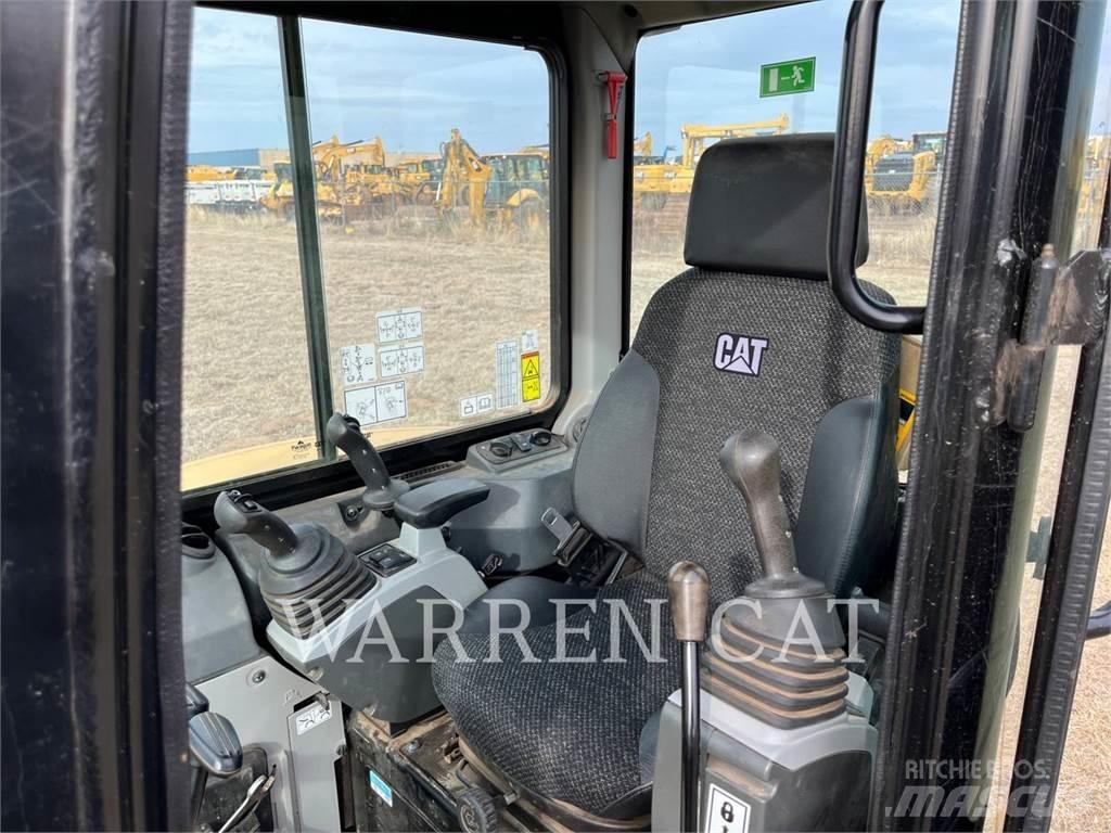 CAT 303.5E2 大型油圧ショベル12t以上（パワーショベル・ユンボ）