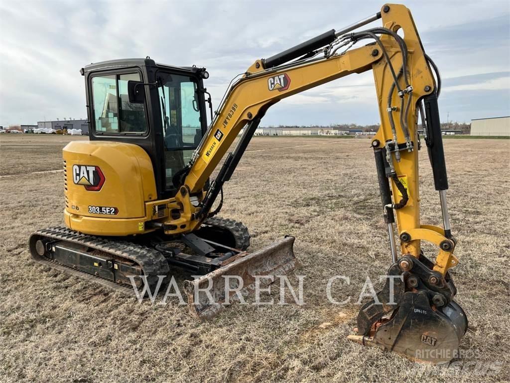 CAT 303.5E2 大型油圧ショベル12t以上（パワーショベル・ユンボ）
