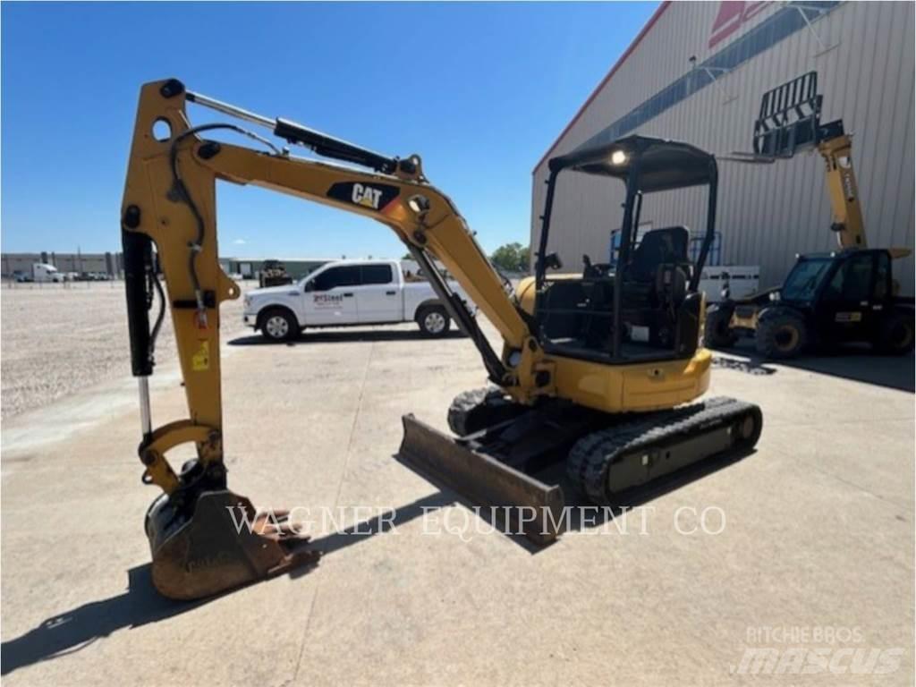 CAT 303.5E2 大型油圧ショベル12t以上（パワーショベル・ユンボ）