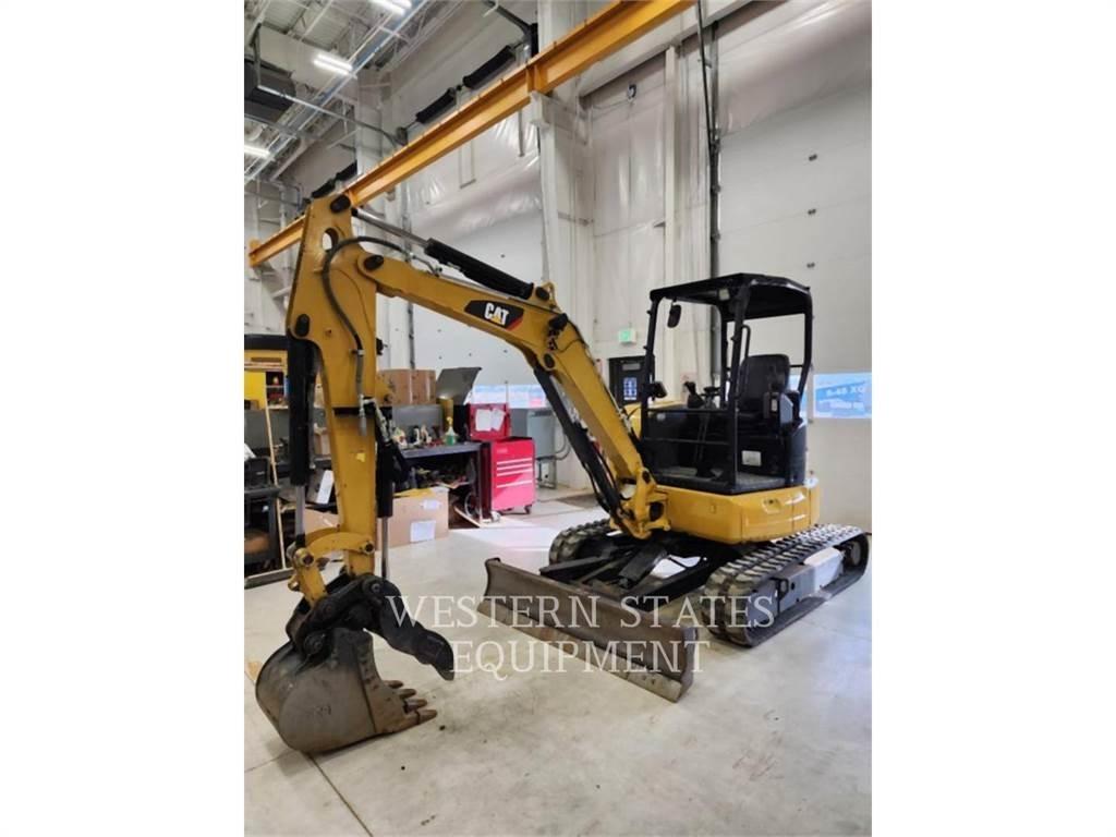CAT 303.5E2 大型油圧ショベル12t以上（パワーショベル・ユンボ）
