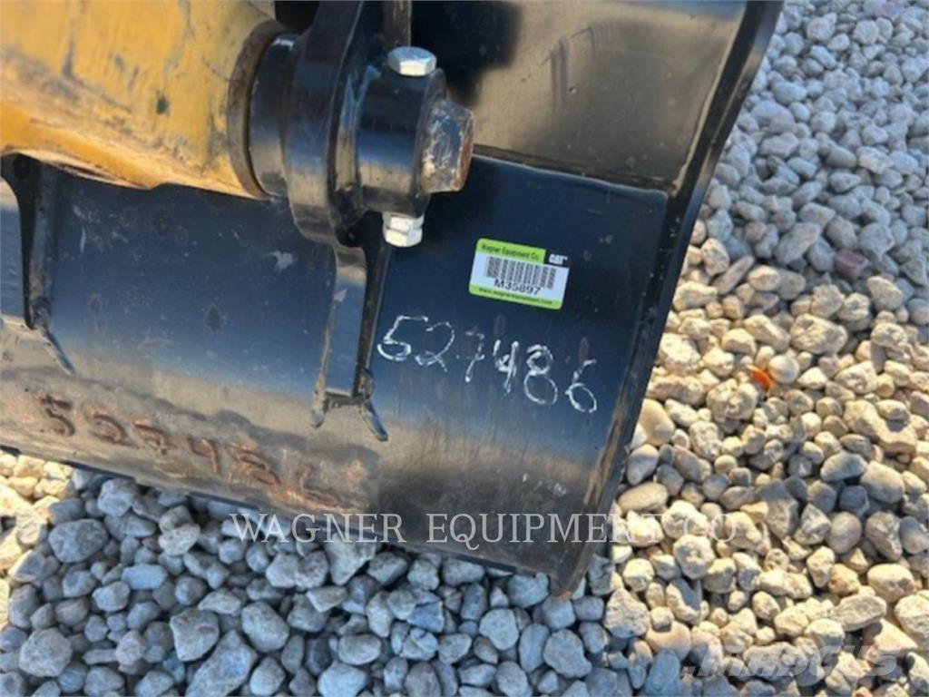 CAT 303.5E2 大型油圧ショベル12t以上（パワーショベル・ユンボ）