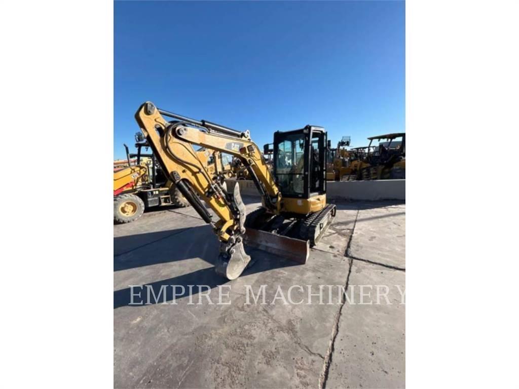 CAT 303.5E2 CA 大型油圧ショベル12t以上（パワーショベル・ユンボ）