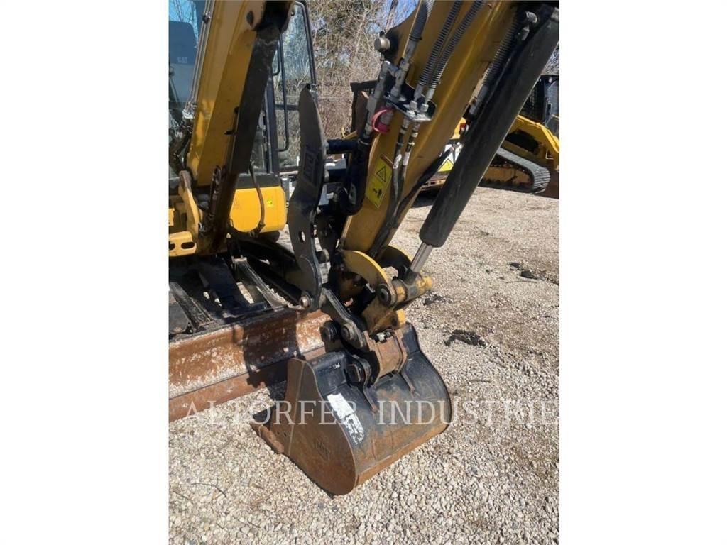 CAT 303.5E2 CR 大型油圧ショベル12t以上（パワーショベル・ユンボ）
