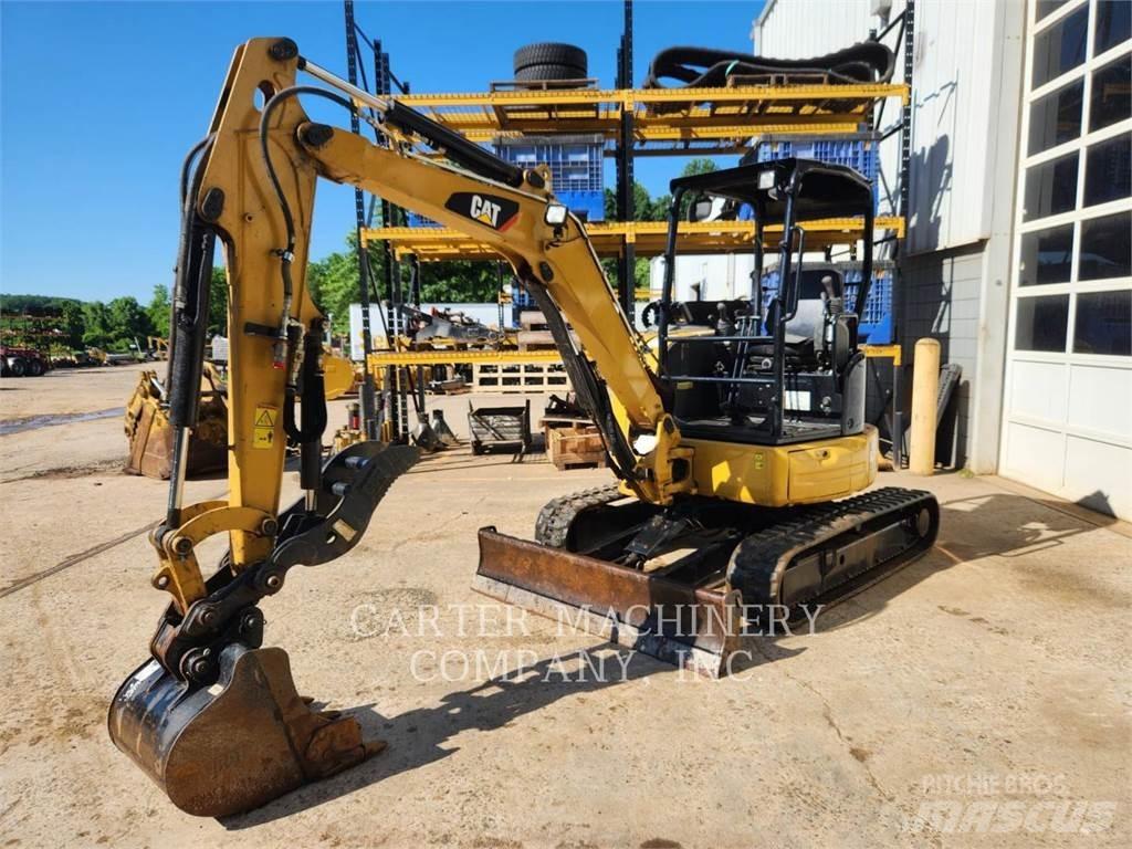 CAT 303.5E2 CR 大型油圧ショベル12t以上（パワーショベル・ユンボ）