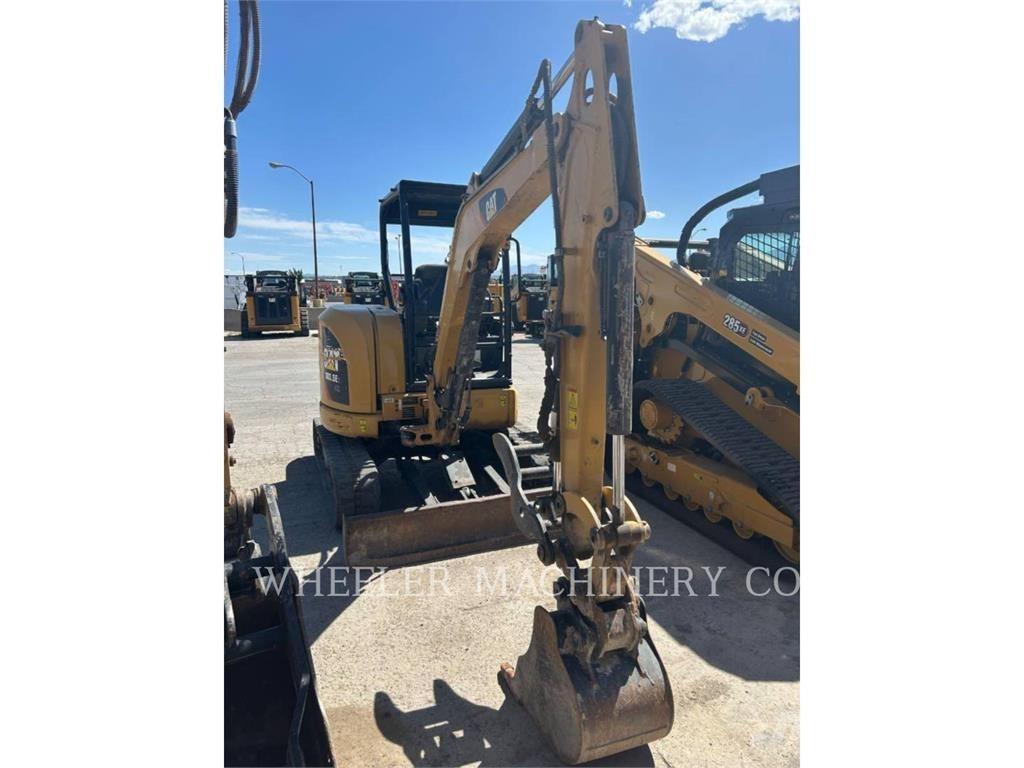 CAT 303.5E2C1T 大型油圧ショベル12t以上（パワーショベル・ユンボ）