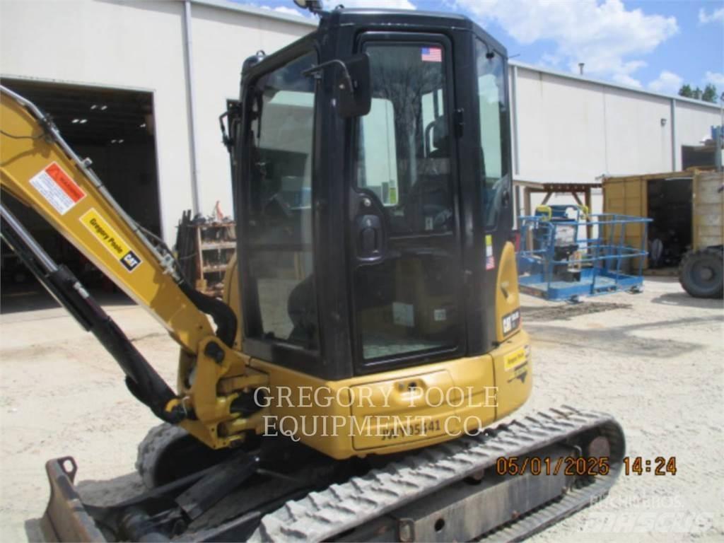 CAT 303.5E2CR 大型油圧ショベル12t以上（パワーショベル・ユンボ）