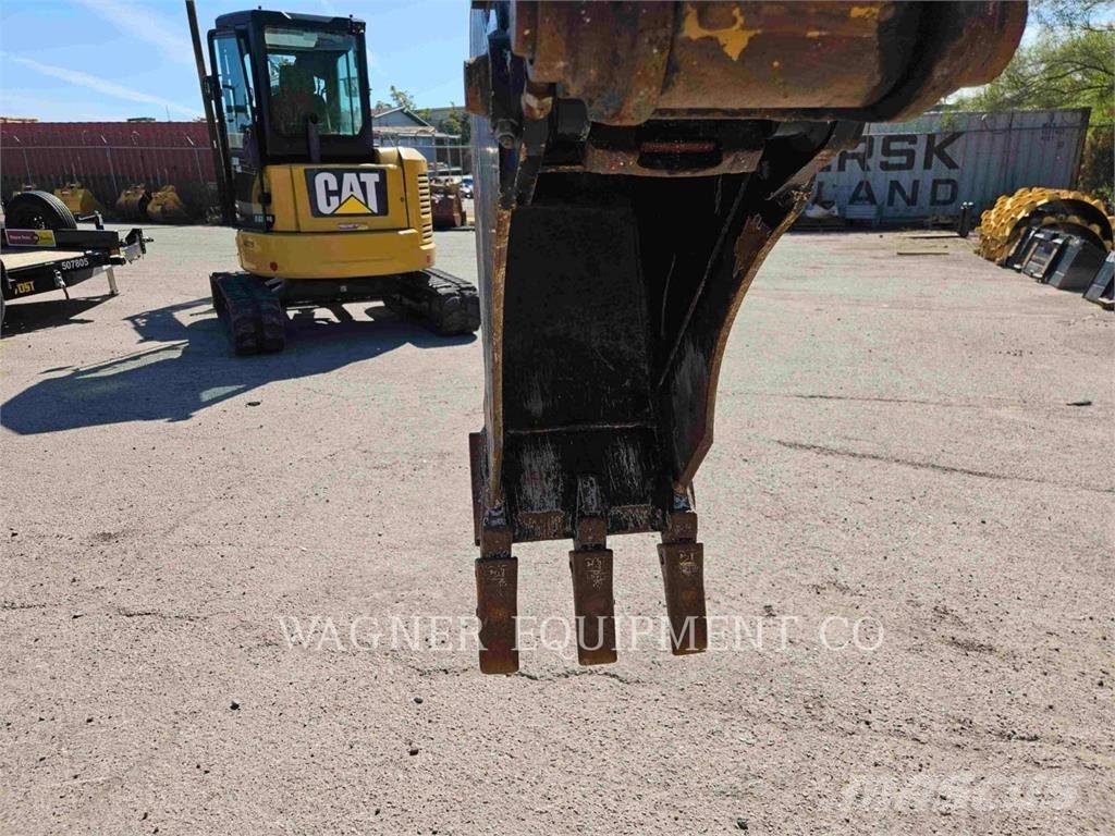 CAT 303.5E2CR 大型油圧ショベル12t以上（パワーショベル・ユンボ）