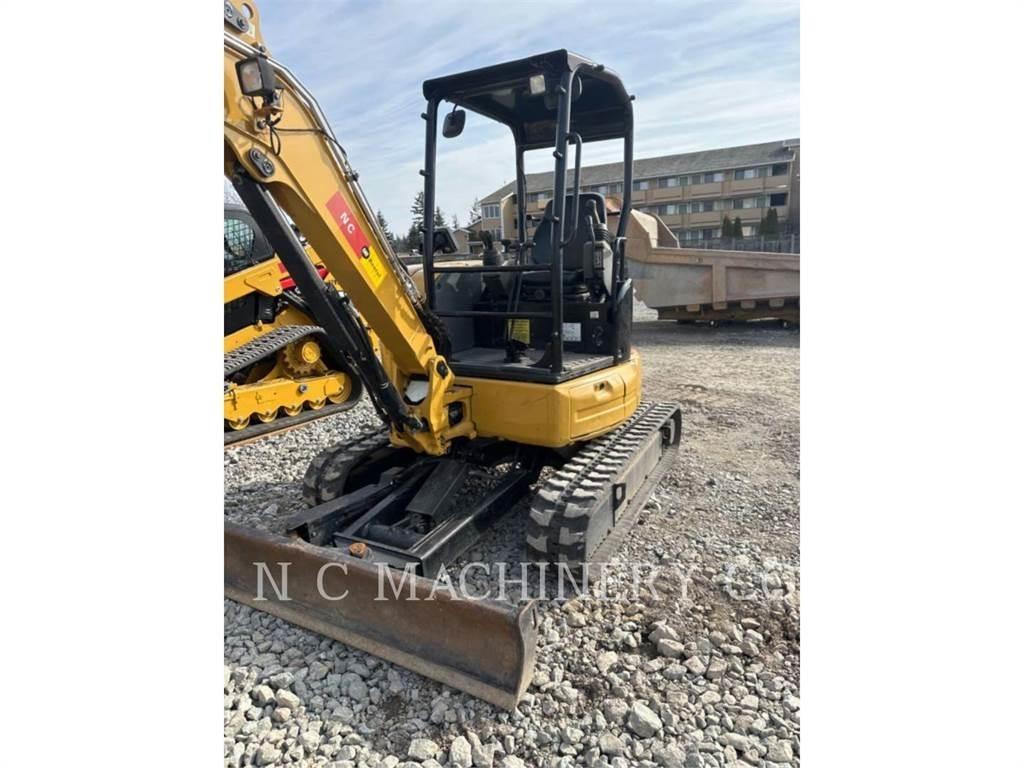 CAT 303.5E2CRN 大型油圧ショベル12t以上（パワーショベル・ユンボ）