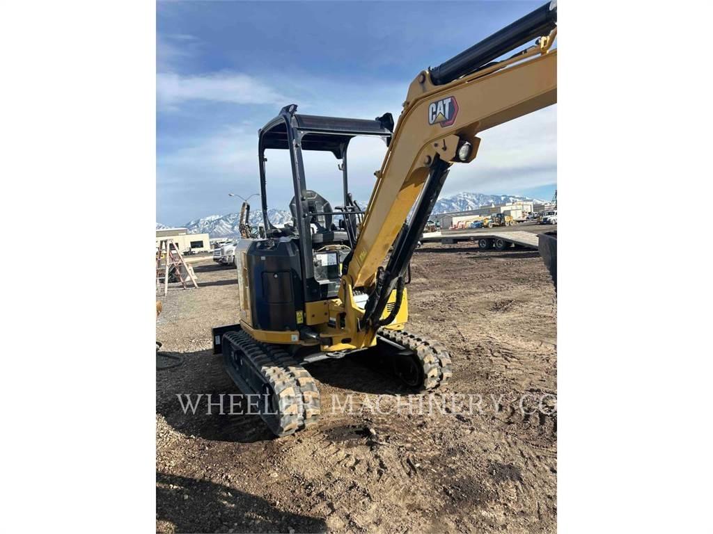 CAT 303 C1 TH 大型油圧ショベル12t以上（パワーショベル・ユンボ）
