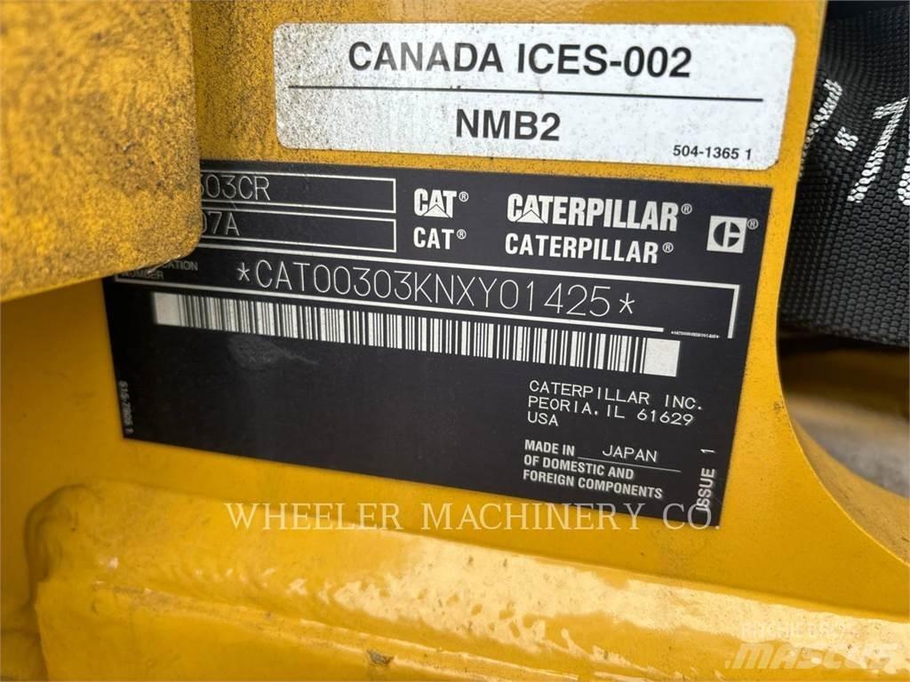 CAT 303 C3 大型油圧ショベル12t以上（パワーショベル・ユンボ）