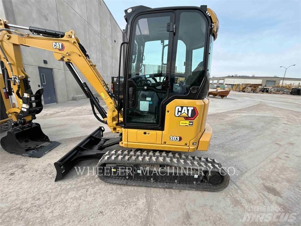 CAT 303 C3 TH 大型油圧ショベル12t以上（パワーショベル・ユンボ）