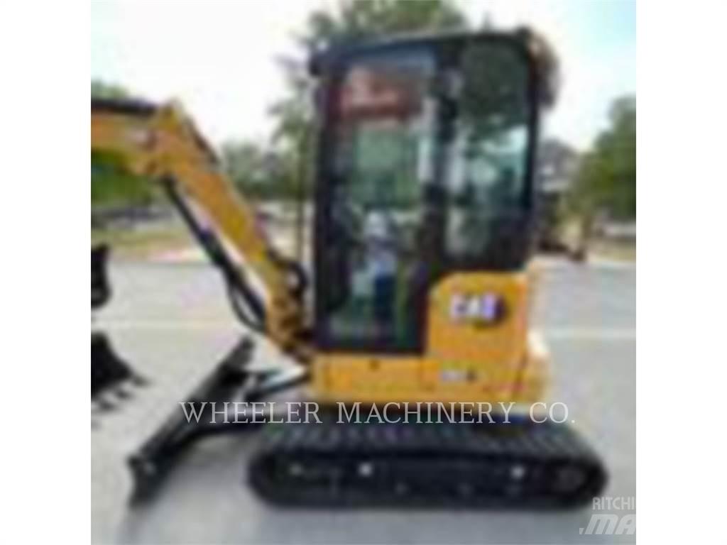 CAT 303 C3 TH 大型油圧ショベル12t以上（パワーショベル・ユンボ）