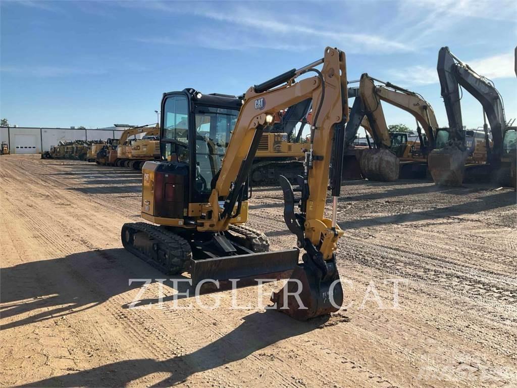 CAT 303 CR 大型油圧ショベル12t以上（パワーショベル・ユンボ）