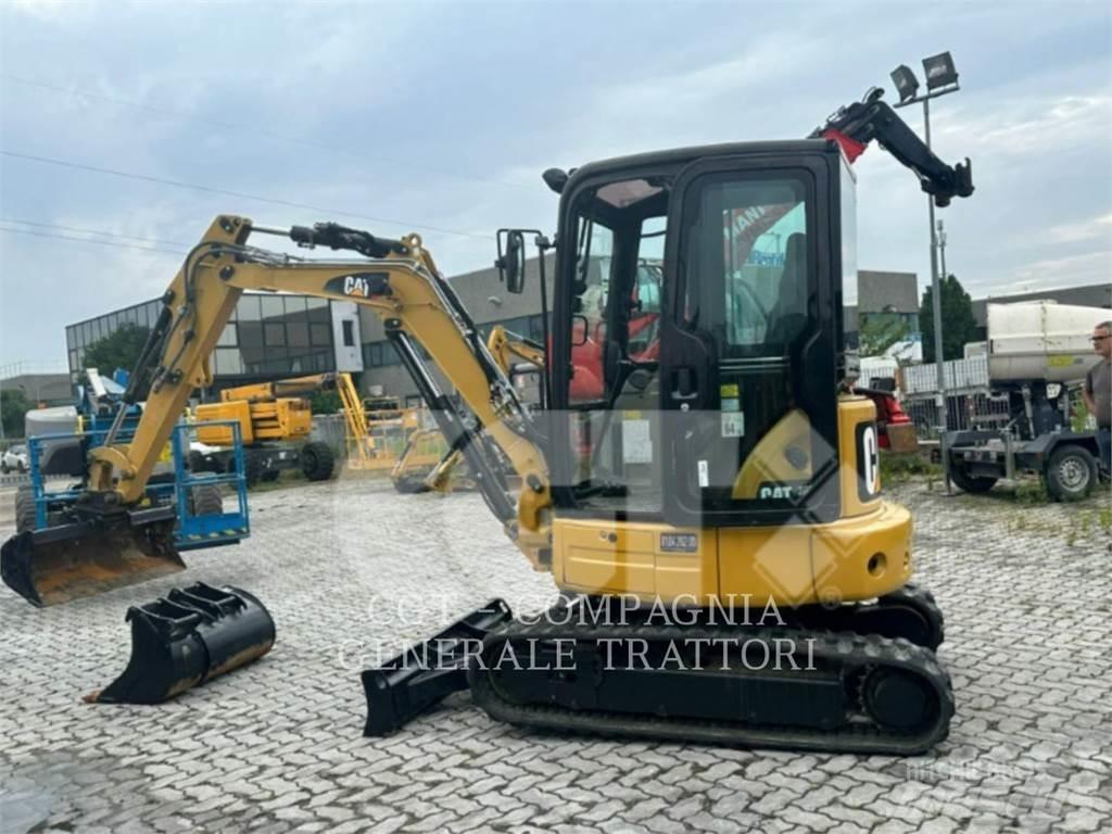 CAT 303 E CR 大型油圧ショベル12t以上（パワーショベル・ユンボ）