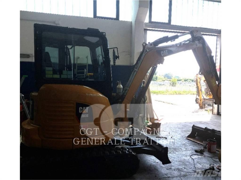 CAT 303 E CR 大型油圧ショベル12t以上（パワーショベル・ユンボ）