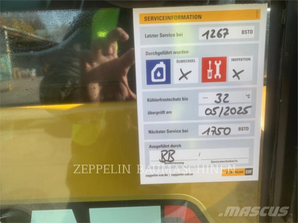 CAT 303CR-07A 大型油圧ショベル12t以上（パワーショベル・ユンボ）