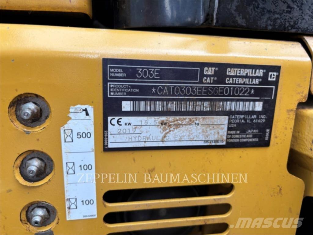 CAT 303ECR 大型油圧ショベル12t以上（パワーショベル・ユンボ）