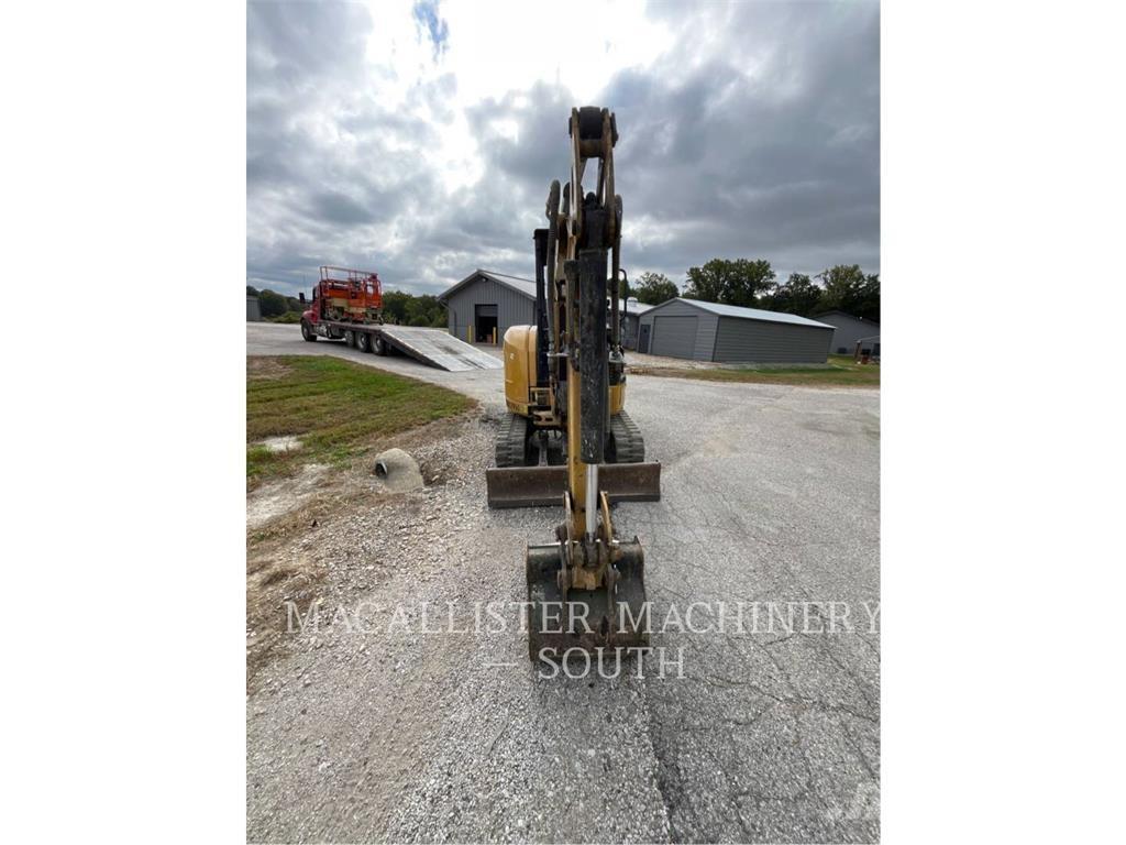 CAT 303ECR 大型油圧ショベル12t以上（パワーショベル・ユンボ）