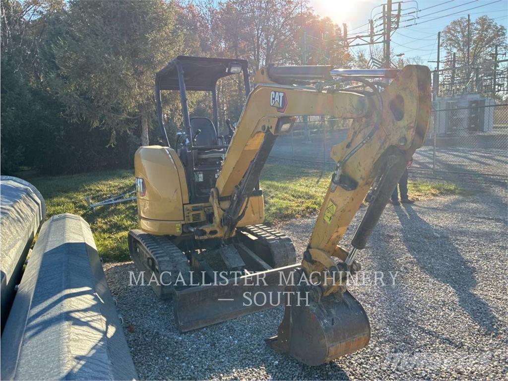 CAT 303ECR 大型油圧ショベル12t以上（パワーショベル・ユンボ）