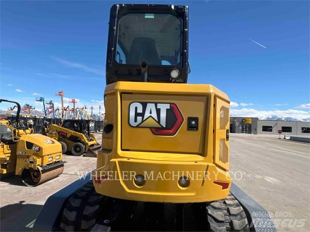 CAT 304 C3 TAQ 大型油圧ショベル12t以上（パワーショベル・ユンボ）