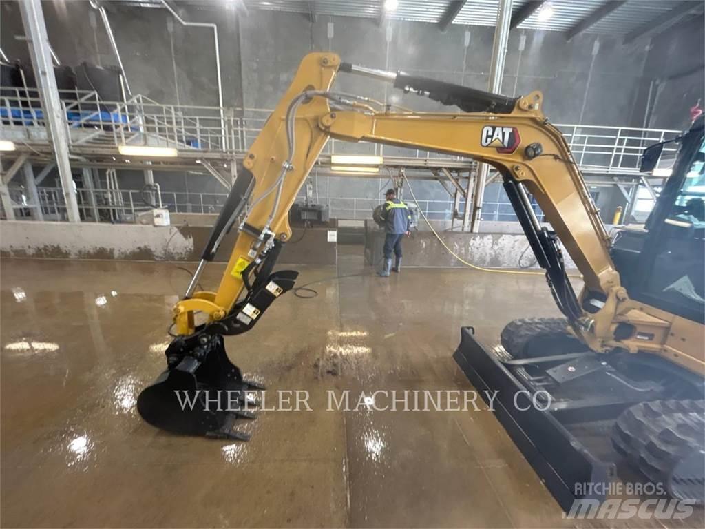 CAT 304 C3 TH 大型油圧ショベル12t以上（パワーショベル・ユンボ）
