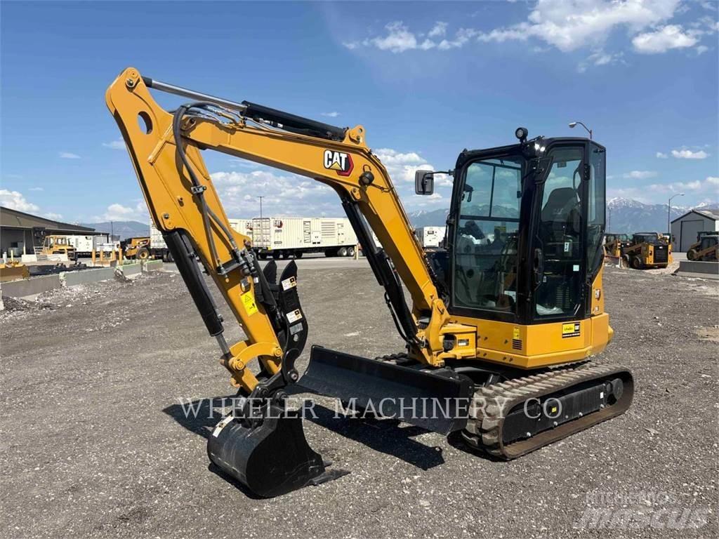 CAT 304 C3 TH 大型油圧ショベル12t以上（パワーショベル・ユンボ）