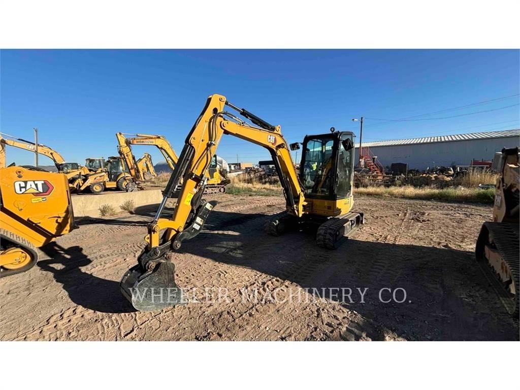 CAT 304 C3 TH 大型油圧ショベル12t以上（パワーショベル・ユンボ）