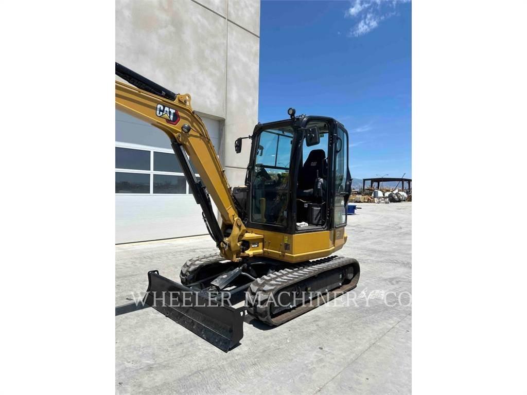 CAT 304 C3 TH 大型油圧ショベル12t以上（パワーショベル・ユンボ）