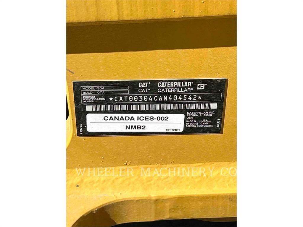 CAT 304 C3 TH 大型油圧ショベル12t以上（パワーショベル・ユンボ）